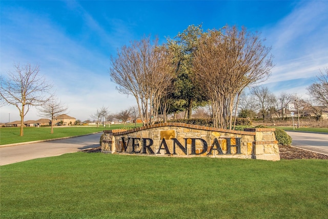 3108 Patrinia St, Royse City, TX 75189 - community sign featuring a lawn and a residential view
