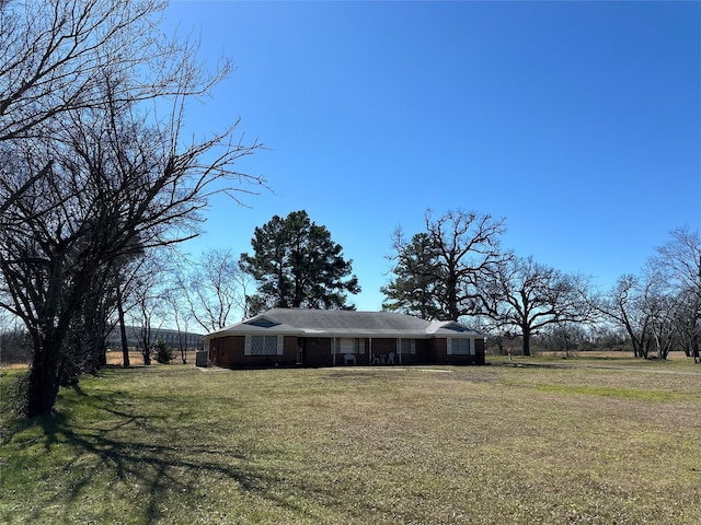 1308 Houston St, Sulphur Springs, TX 75482 - view of grassy yard