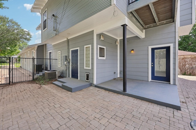 3804 Mattison Ave, Fort Worth, TX 76107 - view of patio / terrace featuring a gate