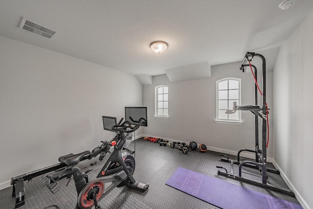 562 Broadleaf Way, Haslet, TX 76052 - workout area featuring baseboards