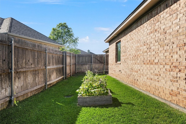 41 N Shore Cir, Waco, TX 76708 - view of yard featuring a vegetable garden