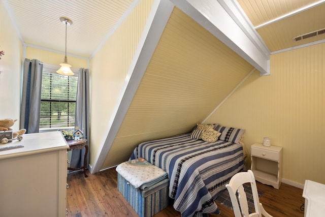 108 Fcr 868, Teague, TX 75860 - bedroom featuring wood finished floors, beamed ceiling, and baseboards