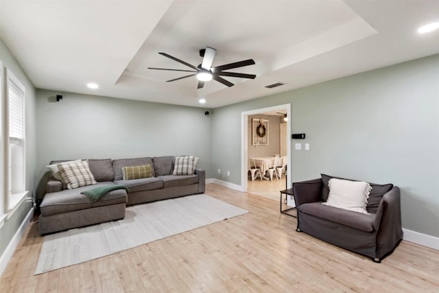 110 Harmon Cir, Blue Ridge, TX 75424 - living area with a raised ceiling, wood finished floors, recessed lighting, ceiling fan, and baseboards