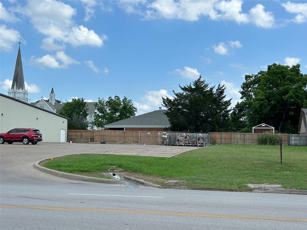 623 W 2nd Ave, Corsicana, TX 75110