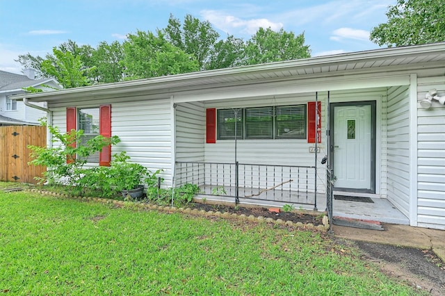 110 W Moore St, Sherman, TX 75090 - view of front of property featuring a front yard and covered porch
