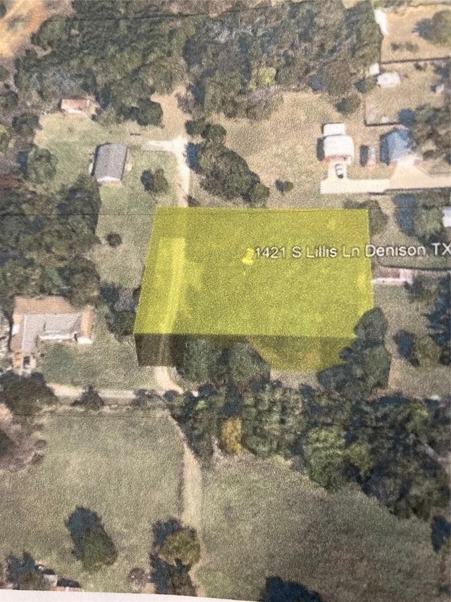 1421 S Lillis Ln, Denison, TX 75020