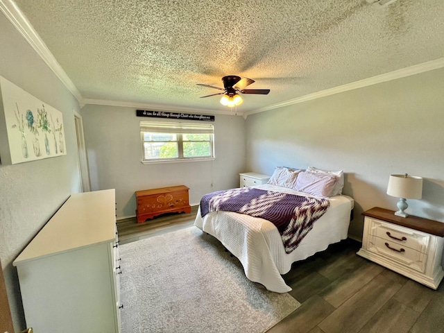 3377 W Moonlight Dr, Robinson, TX 76706 - bedroom with dark wood finished floors, a textured ceiling, crown molding, and ceiling fan