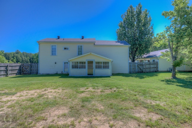 198 Main St, Doyline, LA 71023 - back of property featuring a gate