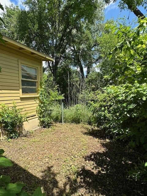 2915 56th St, Dallas, TX 75241 - view of yard