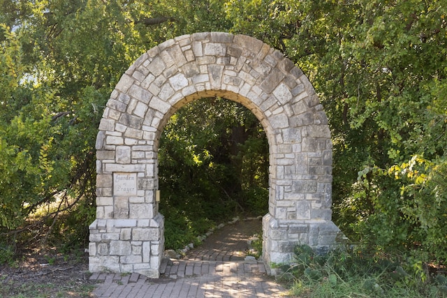 5516 Greenview Ct, North Richland Hills, TX 76148 - view of gate