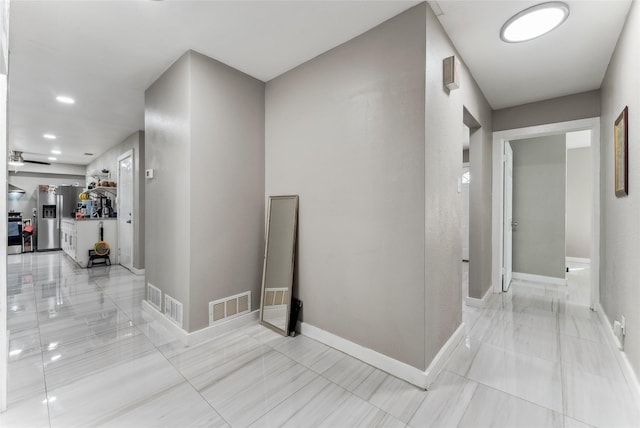 420 Shady Oaks Ln, Paris, TX 75460 - hall featuring baseboards