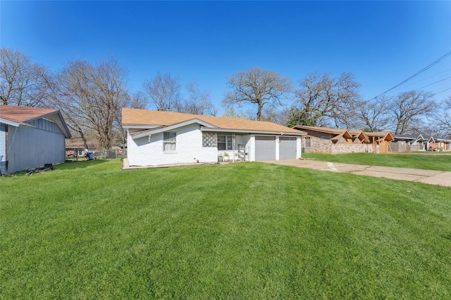 420 Shady Oaks Ln, Paris, TX 75460 - view of front of property featuring a garage, concrete driveway, and brick siding
