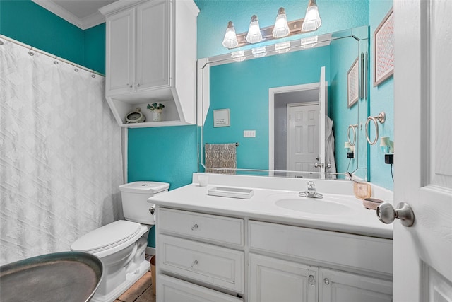 209 Keswick Dr, Hewitt, TX 76643 - bathroom featuring vanity, toilet, crown molding, and a shower with curtain