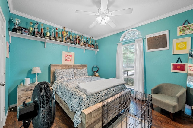 209 Keswick Dr, Hewitt, TX 76643 - bedroom featuring wood finished floors, ornamental molding, and a ceiling fan