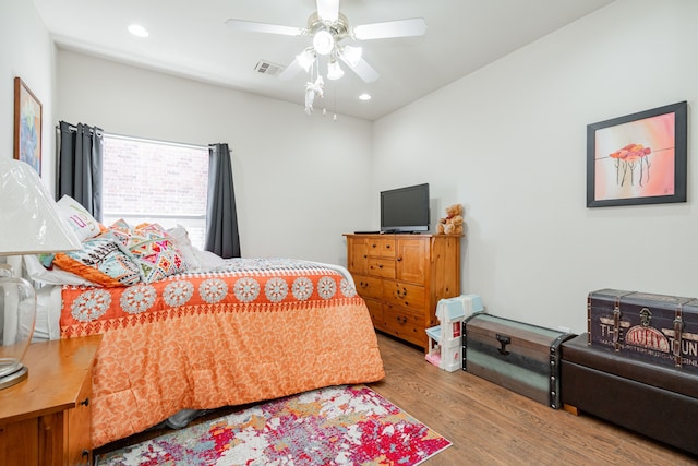 1415 Clubhill Dr, Rockwall, TX 75087 - bedroom featuring wood finished floors, recessed lighting, and a ceiling fan