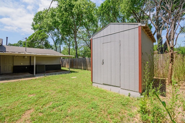 6917 Richlynn Ter, Richland Hills, TX 76118 - view of yard