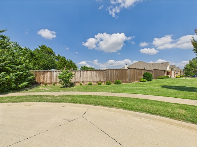1409 Stoney Hills Dr, Cedar Hill, TX 75104 - view of yard with a patio area