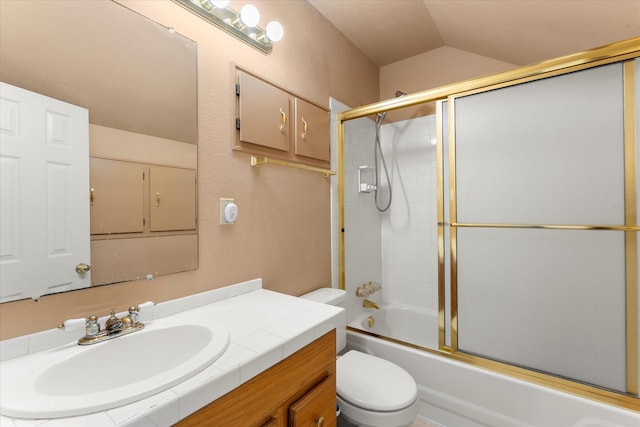 410 Etheridge Rd, Canton, TX 75103 - full bath featuring vanity, toilet, bath / shower combo with glass door, and vaulted ceiling