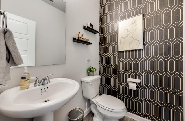 1568 Glacier Rdg, Royse City, TX 75189 - bathroom with a sink and toilet