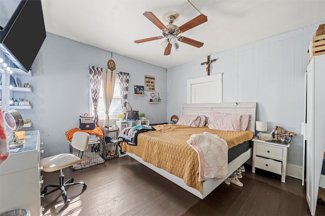 1615 Mitchell Ave, Waco, TX 76708 - bedroom with wood-type flooring and a ceiling fan