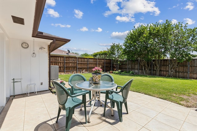 7422 Whispering Pines Dr, Dallas, TX 75248 - view of patio / terrace featuring outdoor dining area