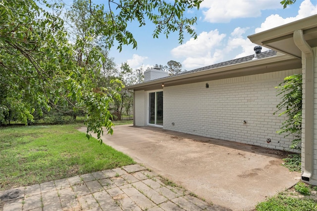 1816 Evans Dr, Waco, TX 76705 - view of grassy yard featuring a patio