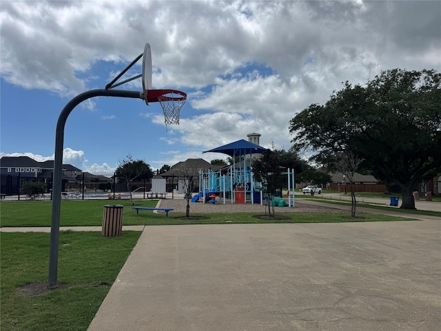 2802 Sunrise Dr, Rowlett, TX 75088 - view of basketball court with community basketball court