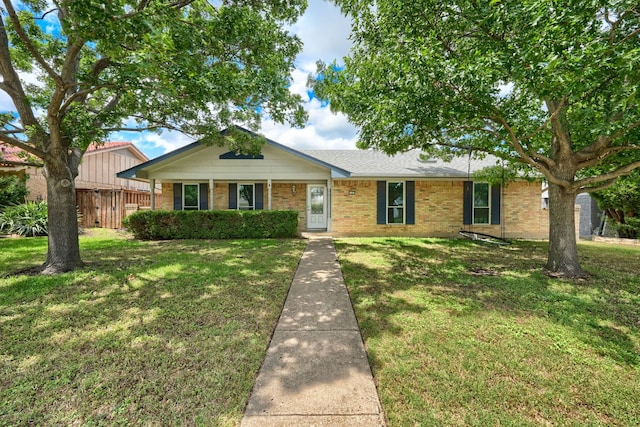 2123 Sunrise Trl, Richardson, TX 75081 - ranch-style home featuring brick siding