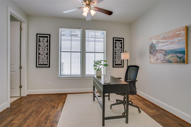 2123 Diversey St, Dallas, TX 75201 - office area with ceiling fan, dark wood-style floors, and baseboards