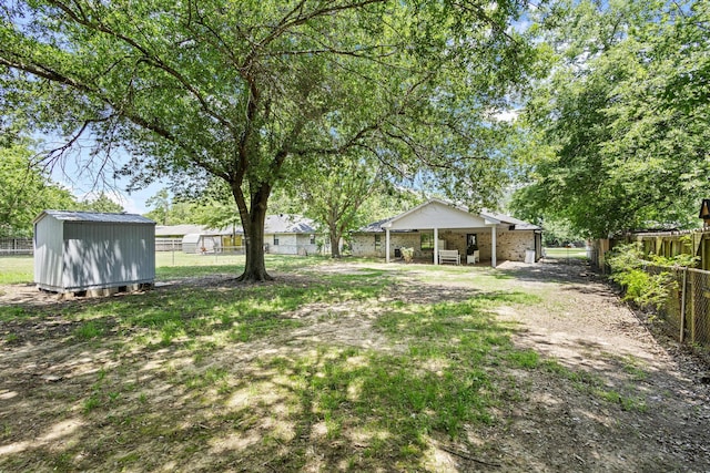 613 Locust St S, Sulphur Springs, TX 75482 - view of fenced backyard