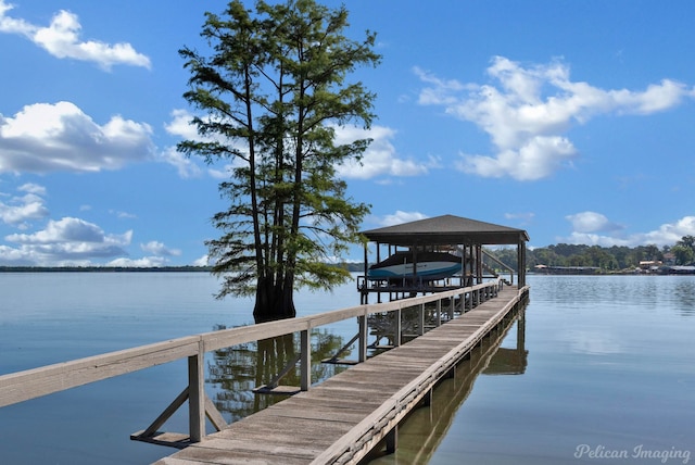 5305 S Lakeshore Dr, Shreveport, LA 71109 - dock area with a water view and boat lift