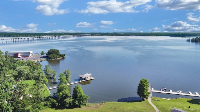 5305 S Lakeshore Dr, Shreveport, LA 71109 - water view