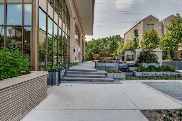 4306 Buena Vista St Unit 106F, Dallas, TX 75205 - view of patio / terrace