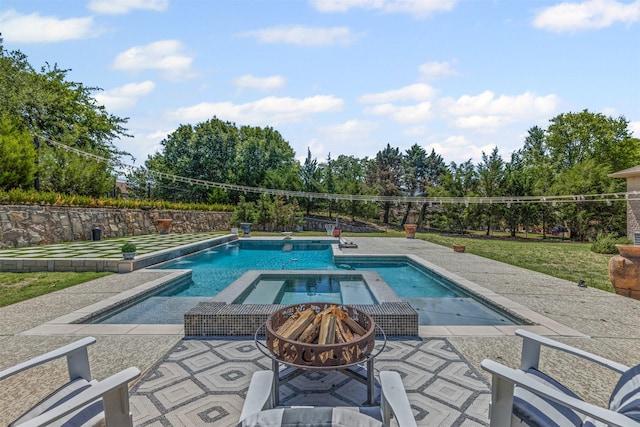 1424 Keeneland Hill Dr, Aledo, TX 76008 - view of swimming pool featuring an outdoor fire pit, a patio area, and a pool with connected hot tub