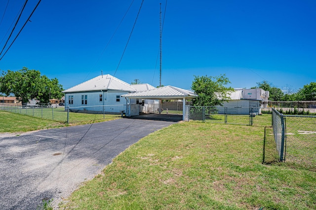 732 N Patrick St, Dublin, TX 76446 - view of front of home featuring driveway