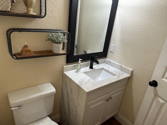 749 Ranch Rd, Fort Worth, TX 76131 - bathroom featuring a textured wall and vanity