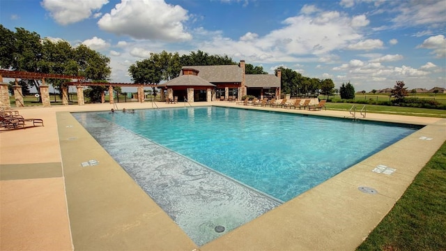 982 Knoxbridge Rd, Forney, TX 75126 - community pool featuring a patio