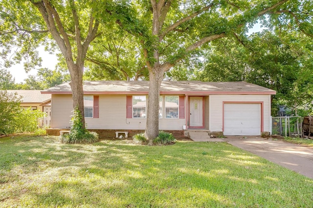 515 Euclid St, Cleburne, TX 76033 - ranch-style house with a garage and concrete driveway