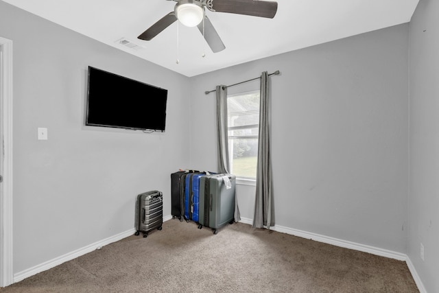 5340 Bourquin St, Dallas, TX 75210 - unfurnished room featuring carpet floors, a ceiling fan, and baseboards