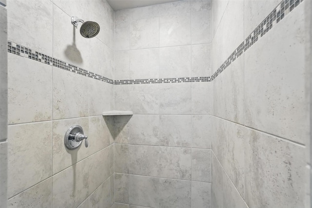 7817 Fossil Creek Trl, Mckinney, TX 75071 - bathroom view of tiled shower