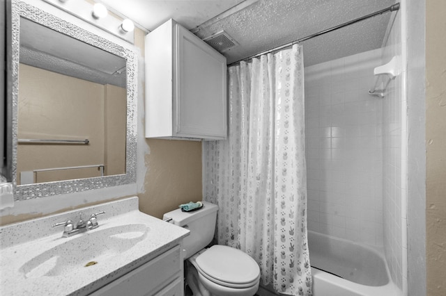 9815 Walnut St Unit 204, Dallas, TX 75243 - bathroom with toilet, vanity, and shower / tub combo