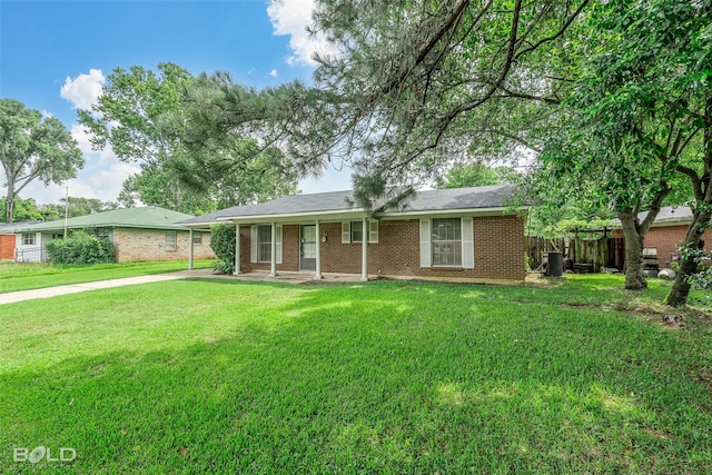 2541 Mecom Dr, Shreveport, LA 71104 - ranch-style house with central AC and brick siding