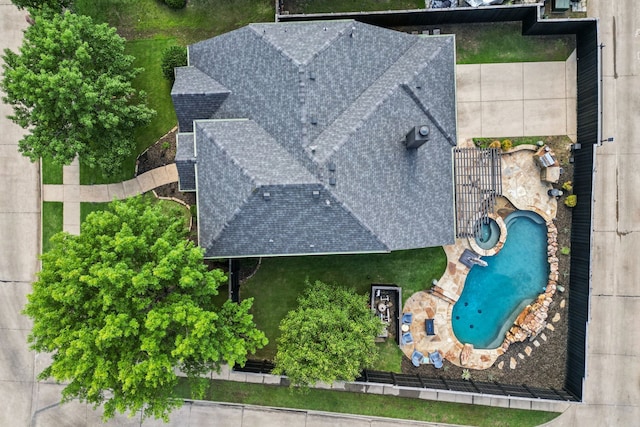2398 April Sound Ln, Frisco, TX 75033 - bird's eye view of a pool area