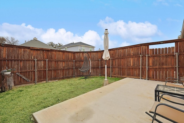 1689 Big Bend Dr, Lewisville, TX 75077 - view of yard featuring a patio area