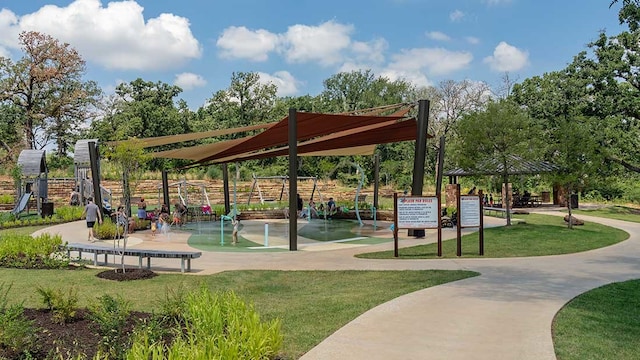 6313 Savannah Oak Trl, Flower Mound, TX 76226 - surrounding community with a lawn and a gazebo