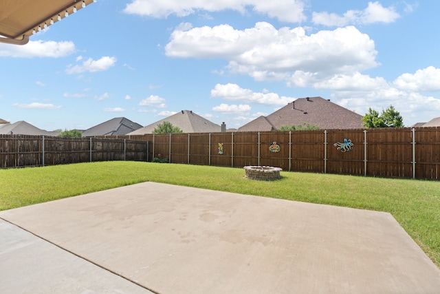 906 Joshua Ct, Granbury, TX 76048 - view of patio / terrace