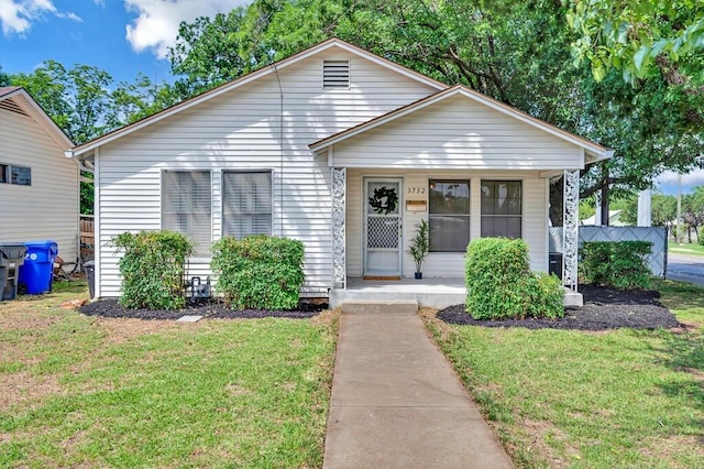 3732 N 24th St, Waco, TX 76708 - view of front of home featuring a porch and a front lawn