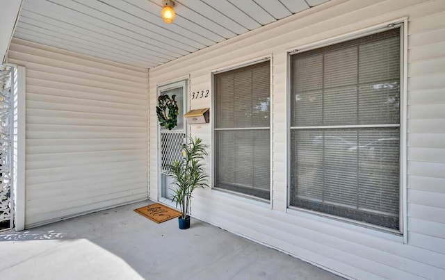 3732 N 24th St, Waco, TX 76708 - property entrance with a porch
