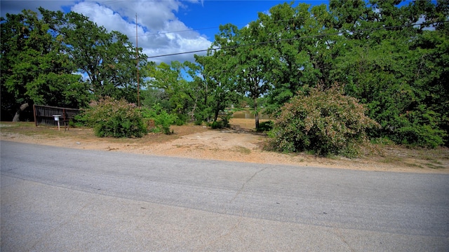 541 Country Club Rd, Bowie, TX 76230