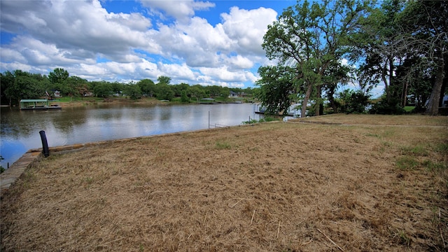 541 Country Club Rd, Bowie, TX 76230